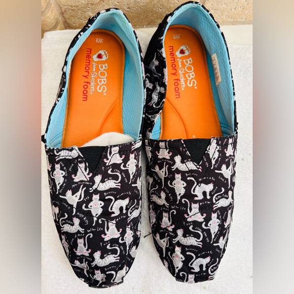 BOBS for Cats by Sketchers Black Cat Print Slip-On Shoes Women’s Size 7 - Picture 2 of 6